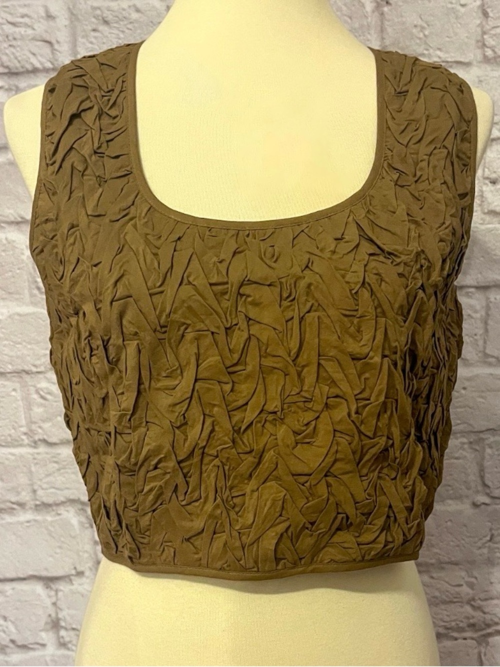 Morro Smocked Top in Brownie - Picture 5 of 9